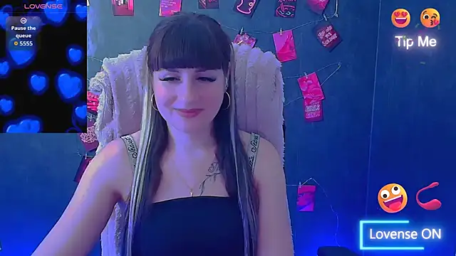 Violla_My Live XXX-chat