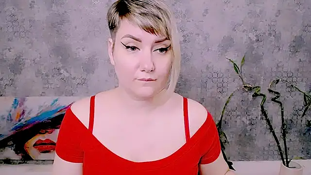 Djullia: απευθείας συνομιλία ΧΧΧ