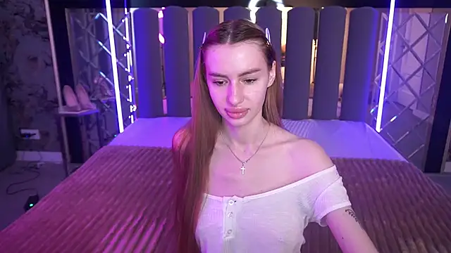 Chatroom XXX en direct de Snow_WhiteeeX