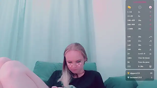 AliceNya_cute Adlı Modelin Canlı XXX Sohbeti
