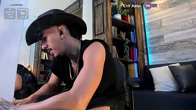 Donovan_Desmond Live XXX-Chat