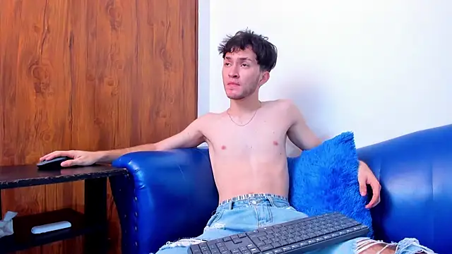 kavencastro's Live XXX Chat