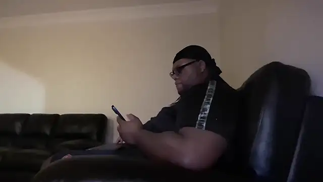 Chiblkchubottom2012's Webcam Show