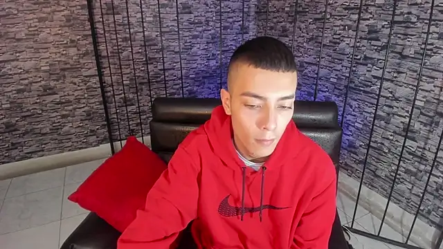 Chat XXX en directo de Dereck_Boy_