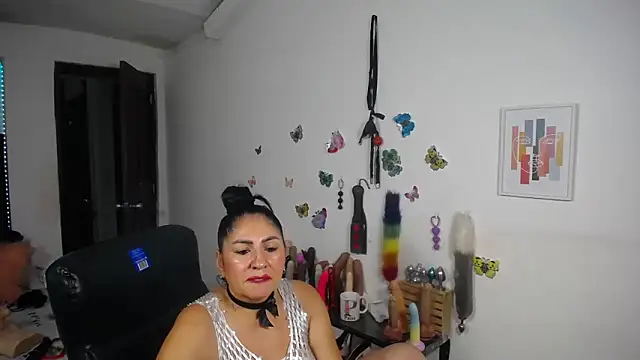 Онлайн чат XXX mature_bigboobs10