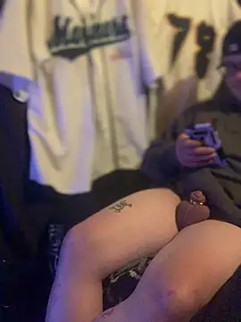 XXX chat uživo modela Ldnick69
