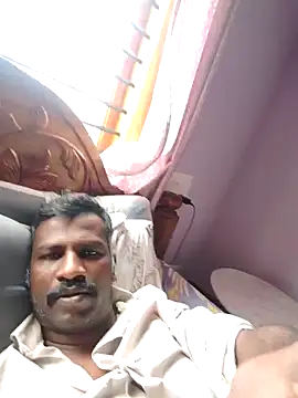 Paramkeerthi Pertunjukan Webcam