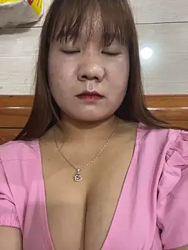 Liness101 即時 XXX 聊天