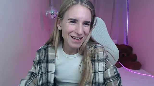 Chat XXX en directo de DeboraHorny