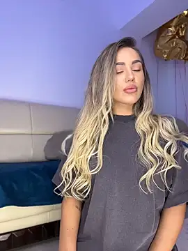 Онлайн чат XXX BarbieDoll13