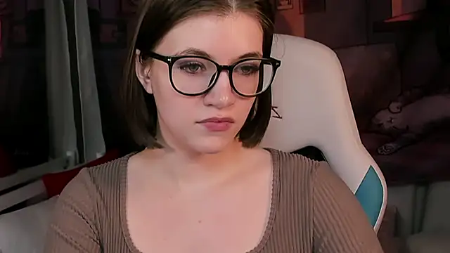 Chatroom XXX en direct de CathyAdams