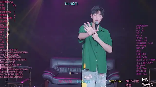 AAA-winner live XXX chat