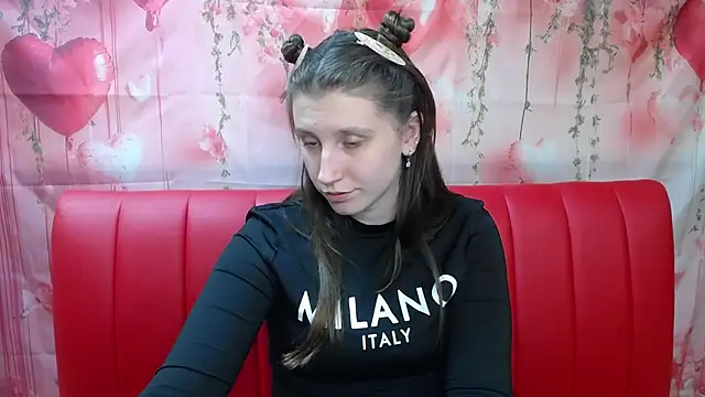 LilianaShine 现场XXX聊天