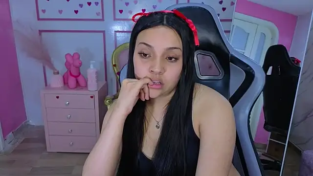 Živý XXX chat lia_harper_t