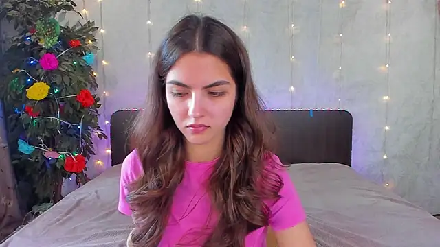 عرض كام Milana_Crystal_