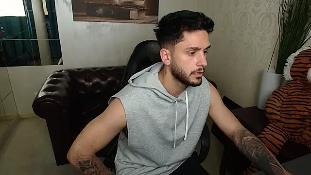 TroyWadee webcam show