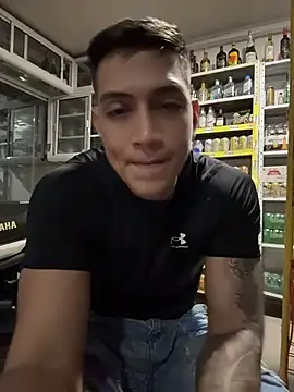 OliverWest04 现场XXX聊天