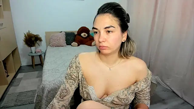 AlexaJuly Chat XXX live