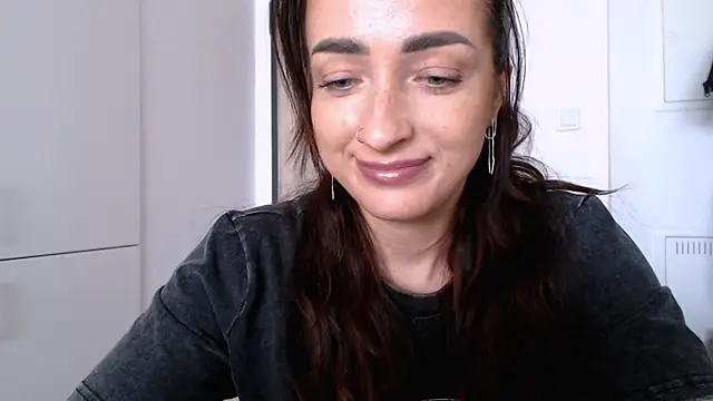 LorenneRose Adlı Modelin Canlı XXX Sohbeti