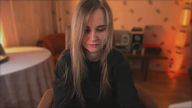 MiaSparkes live XXX chat