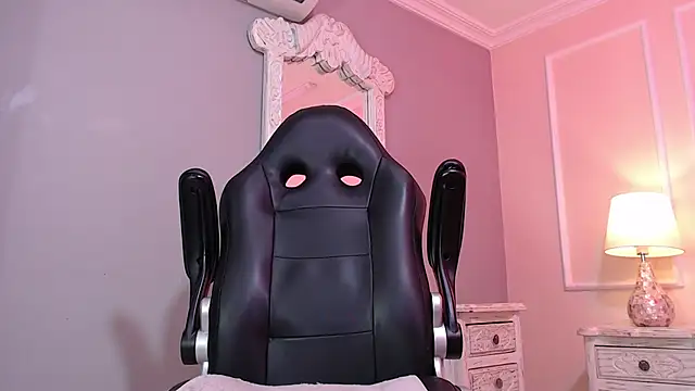 XXX chat uživo modela ElaineLaurent