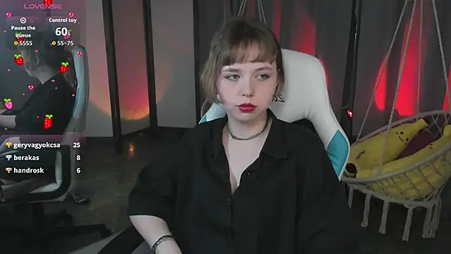 LeonaHicks Chat XXX in diretta