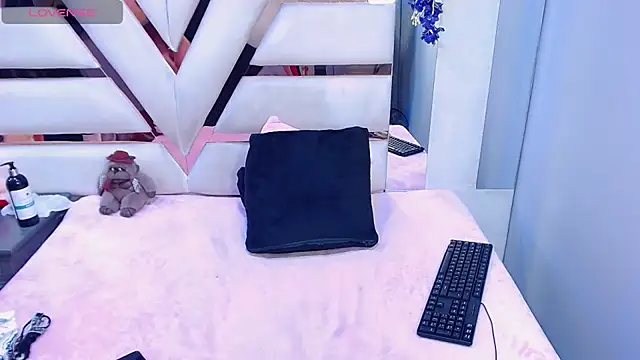 Czat XXX na żywo – Avi_Thomsonn