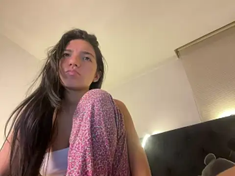 DesireLuxe live XXX chat