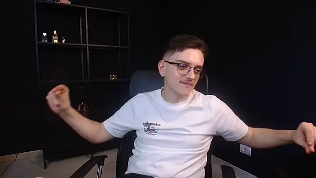 FelixStarkk Chat XXX live