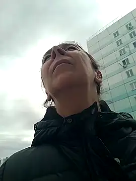 XXX chat uživo modela Celine_Faer1