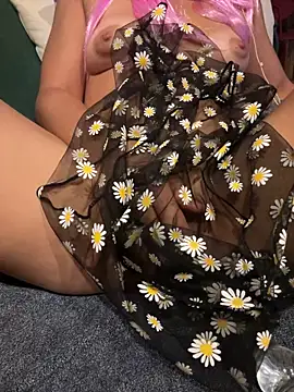 ursula98-hrny's Webcam Show