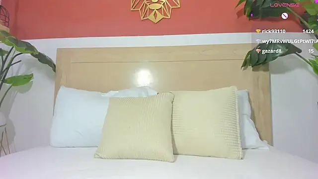 lili_cardenas_ Adlı Modelin Canlı XXX Sohbeti