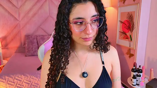 Онлайн чат XXX DemiJones_