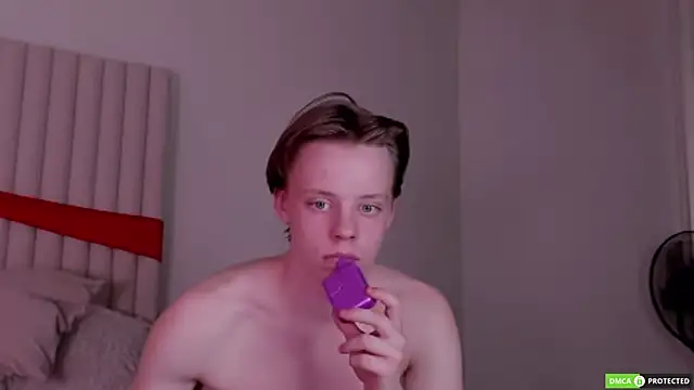 SimonWarner – Naživo XXX chat
