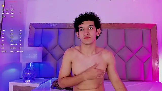 AlexPetiite Webcam-Show