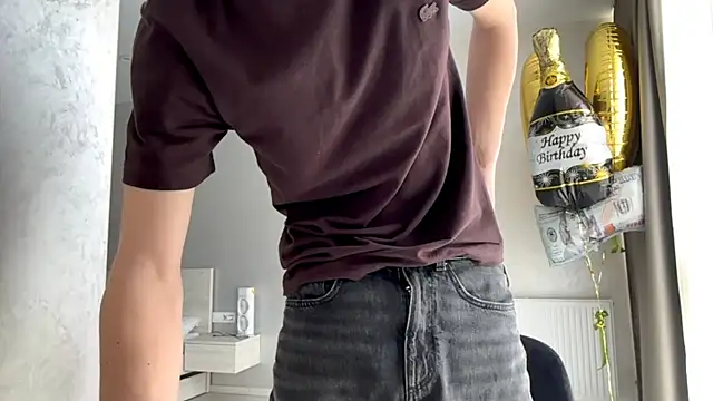 SoloFury live XXX chat