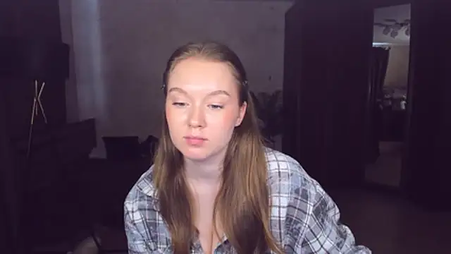 ValeriSunny webcam show
