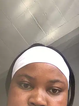 Curveysinaa Chat XXX live