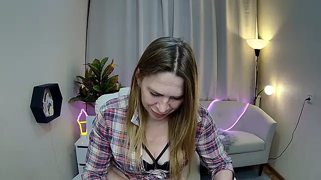 TessaDaybreak's Live XXX Chat