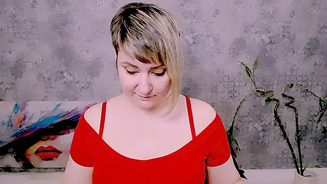 Djullia Chat XXX in diretta