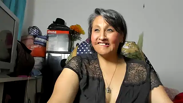 Chat XXX en directo de merlyna_goldens