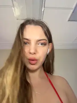 Chat +18 de SinCityDoll ao vivo