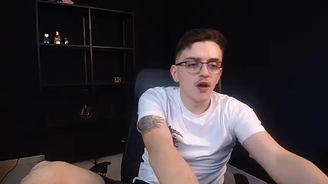 XXX chat uživo modela FelixStarkk