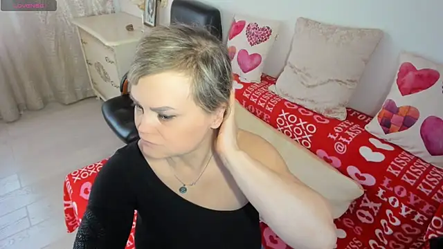 MildMature's Webcam Show