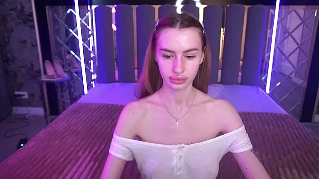 Chat +18 de Snow_WhiteeeX ao vivo