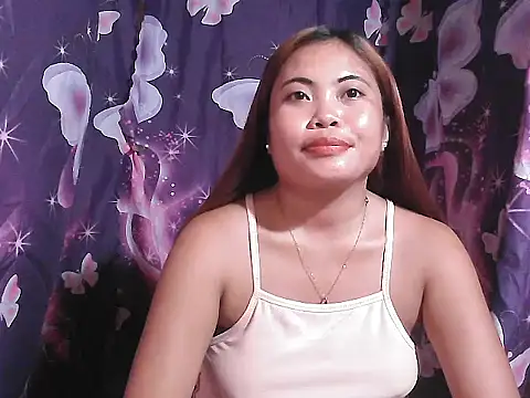 Hot_Samantha4u Adlı Modelin Canlı XXX Sohbeti