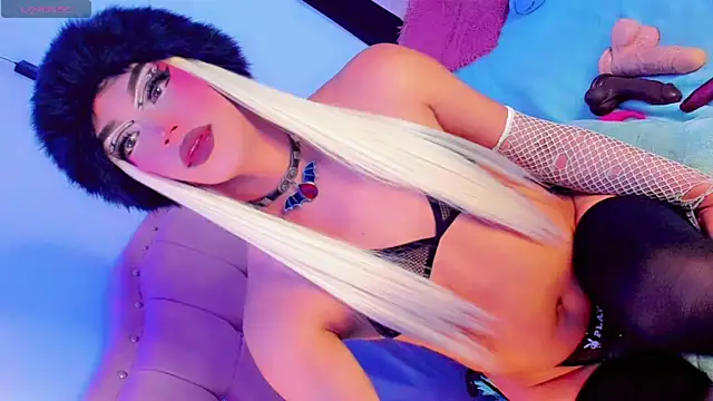 Shiaki_04 Adlı Modelin Web Kamerası Şovu