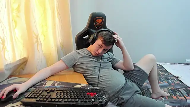 iliaskrislove live XXX chat