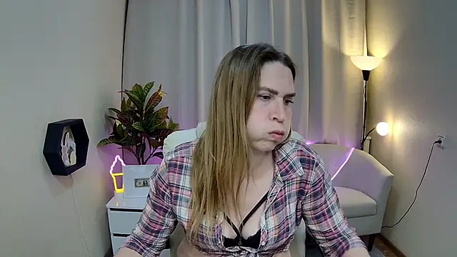 Czat XXX na żywo – TessaDaybreak