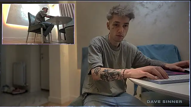 davesinner Adlı Modelin Canlı XXX Sohbeti